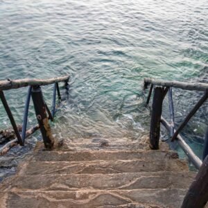 Steps to the Sea
